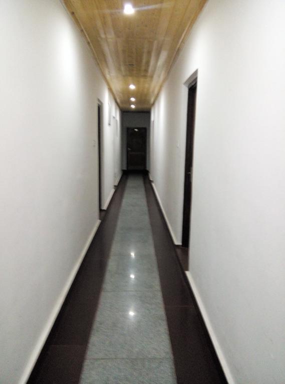 Hotel Grand Jigar Srīnagar Exterior foto
