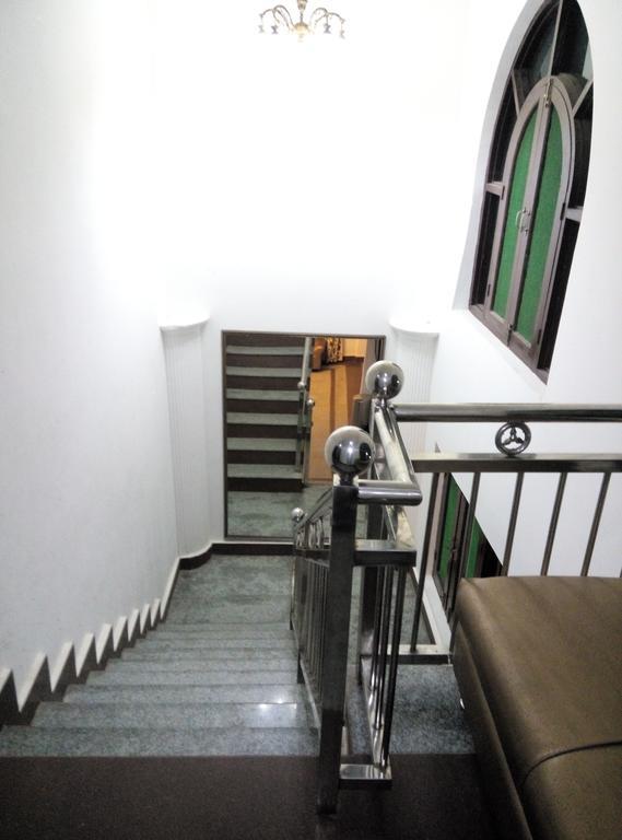 Hotel Grand Jigar Srīnagar Exterior foto